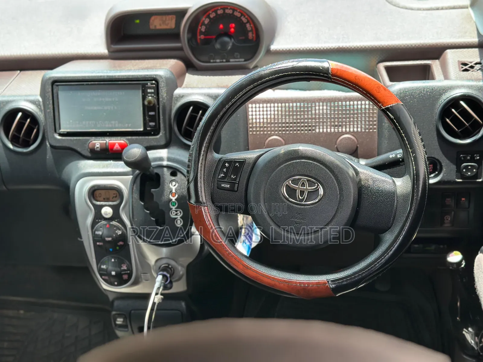 Toyota Spade 1.5 2016 Black
