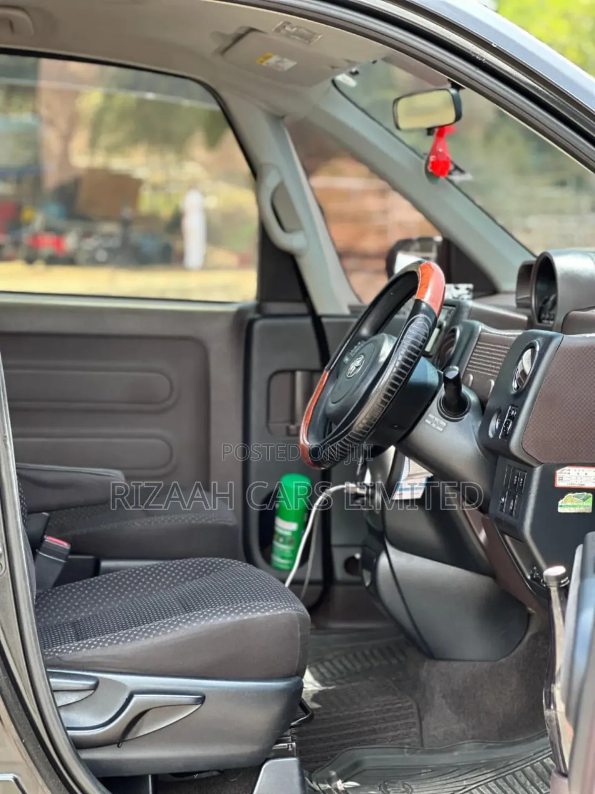 Toyota Spade 1.5 2016 Black