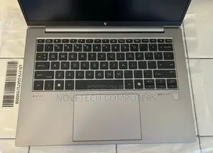 New Laptop HP ZBook Firefly G8 16GB Intel Core i5 SSD 1T