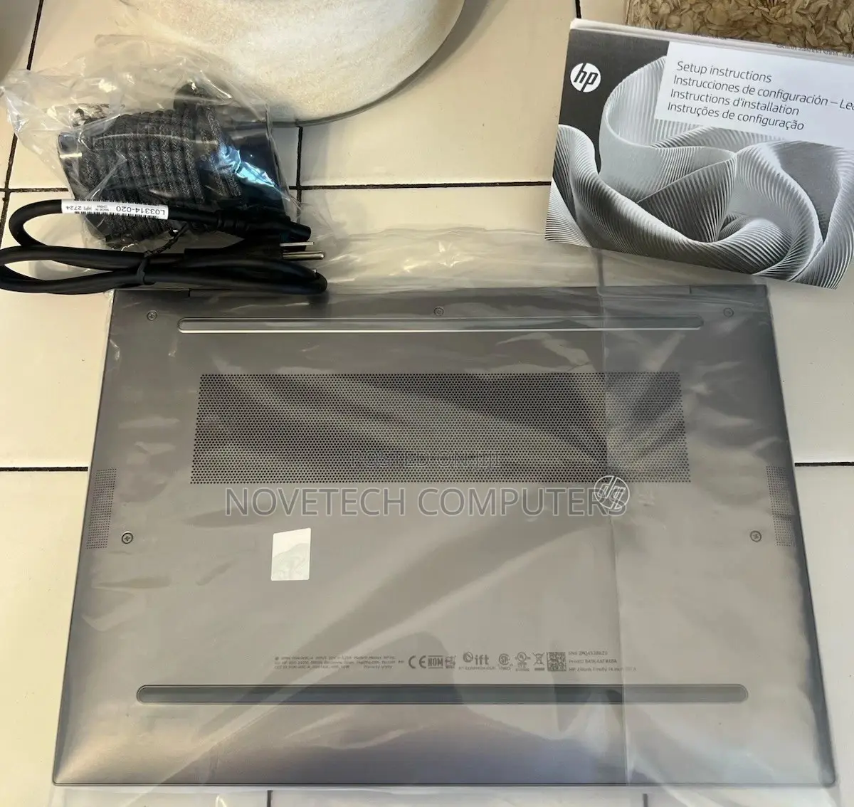 New Laptop HP ZBook Firefly G8 16GB Intel Core i5 SSD 1T