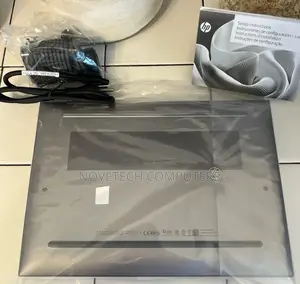 New Laptop HP ZBook Firefly G8 16GB Intel Core i5 SSD 1T