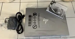 New Laptop HP ZBook Firefly G8 16GB Intel Core i5 SSD 1T
