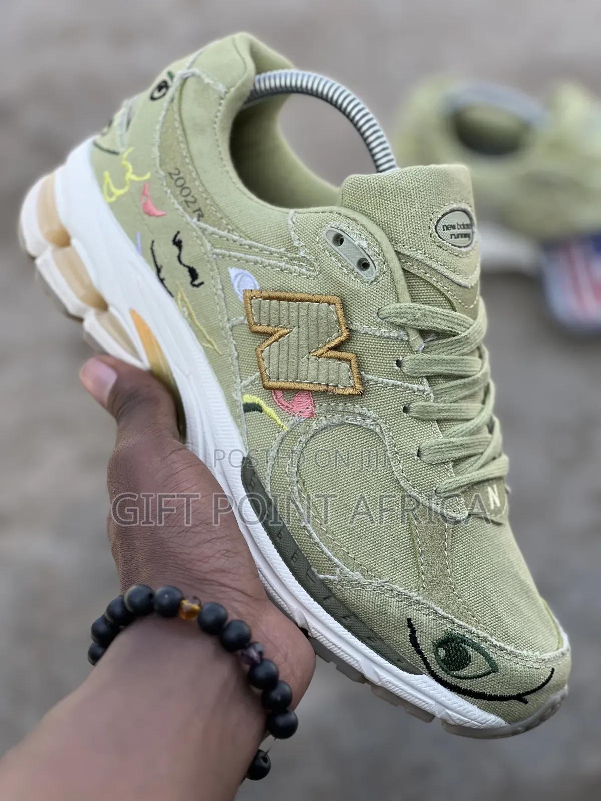 New Balance 2002r Sneakers In Olive Green.