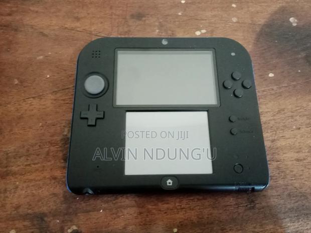 Nintendo 2ds Black/Blue – Mint Condition | Boxed | Games Included