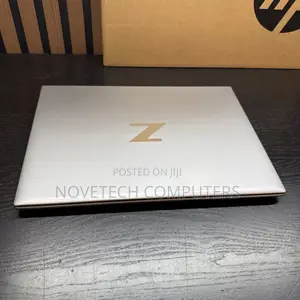 New Laptop HP ZBook Firefly G8 16GB Intel Core i5 SSD 1T
