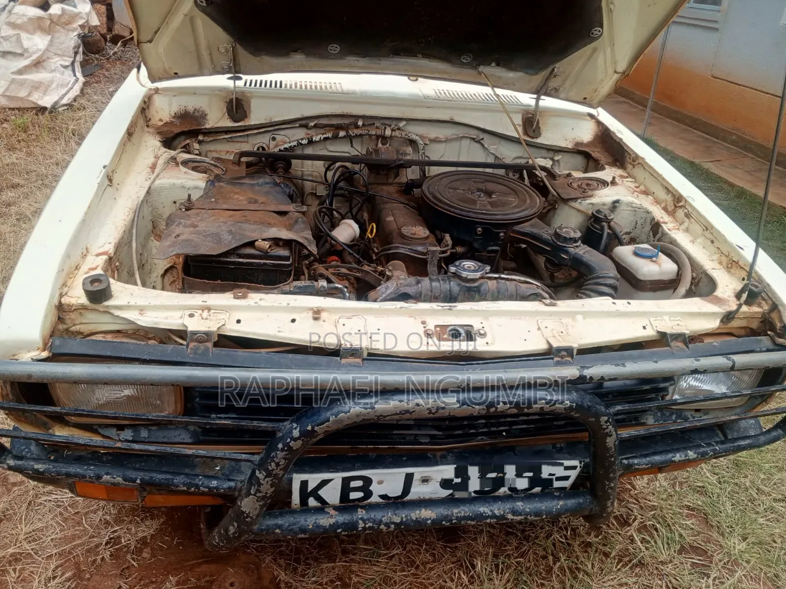 Nissan Pick-Up 1992 Beige