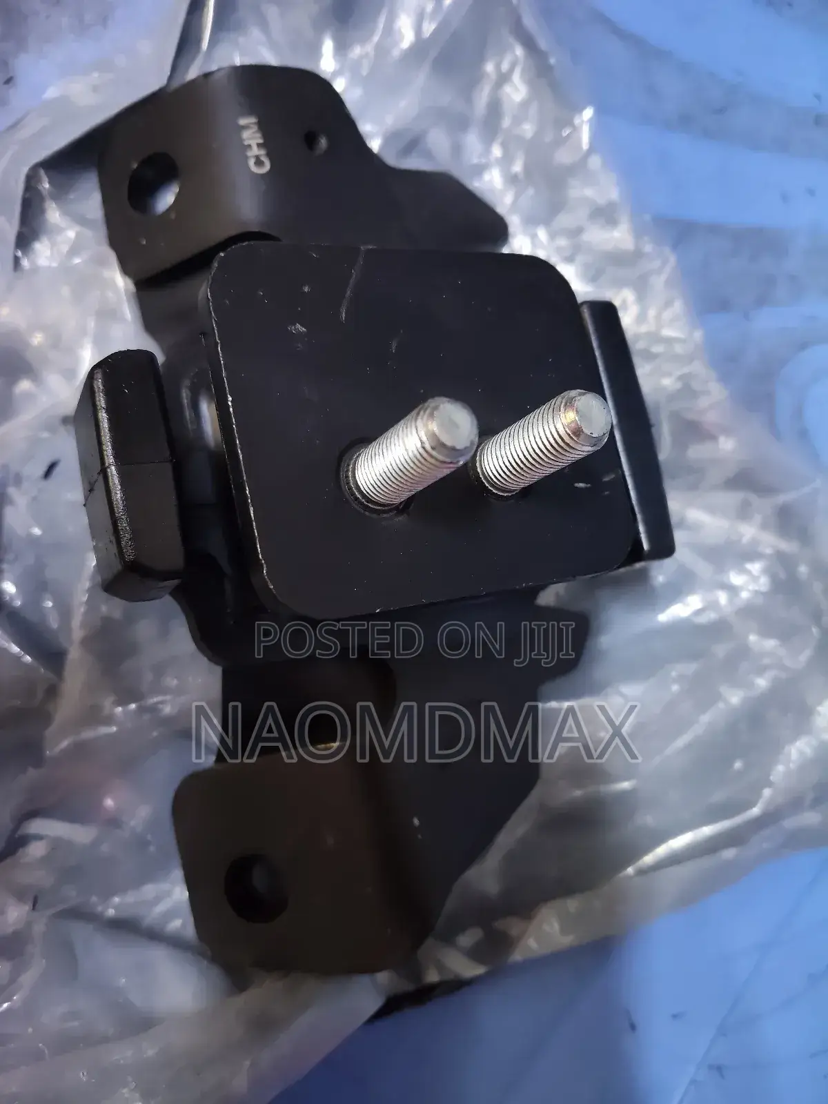 Engine Mounting Isuzu Dmax