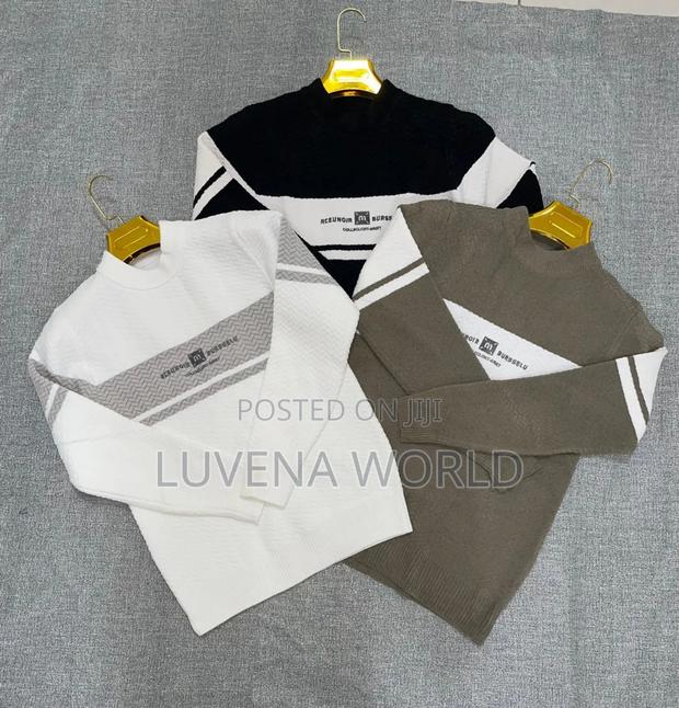 Round Neck Sweaters - thumbnail 3