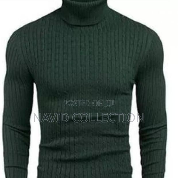 Warm Dark Green Pullneck - main view