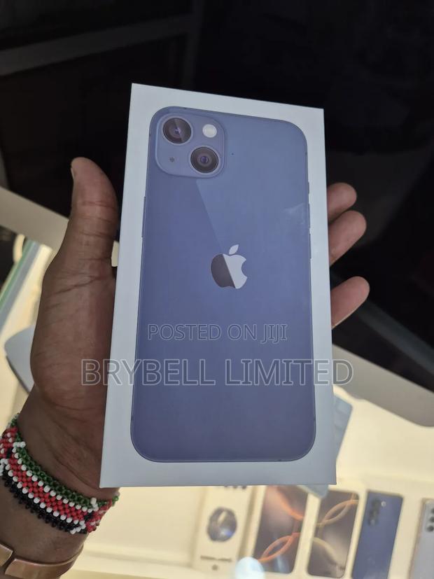 New Apple iPhone 13 128 GB Blue - thumbnail 5