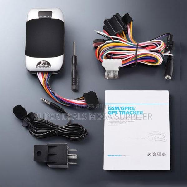 Space Efficient Compact GPS Coban Tk303 Car Tracker Tracking Device