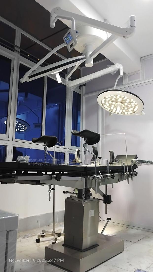 Theatre Table - main view