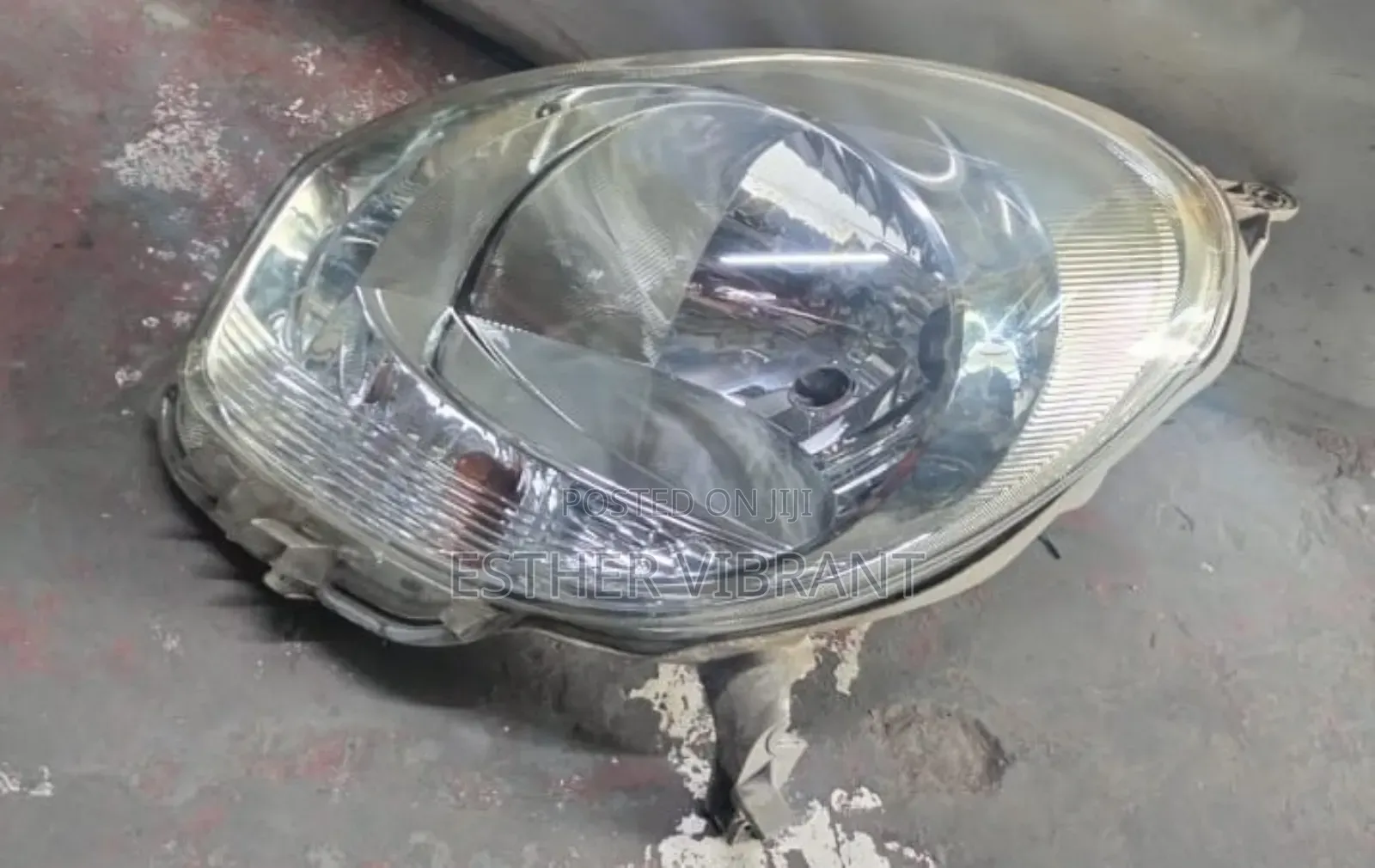 Toyota Passo 2015 Headlight
