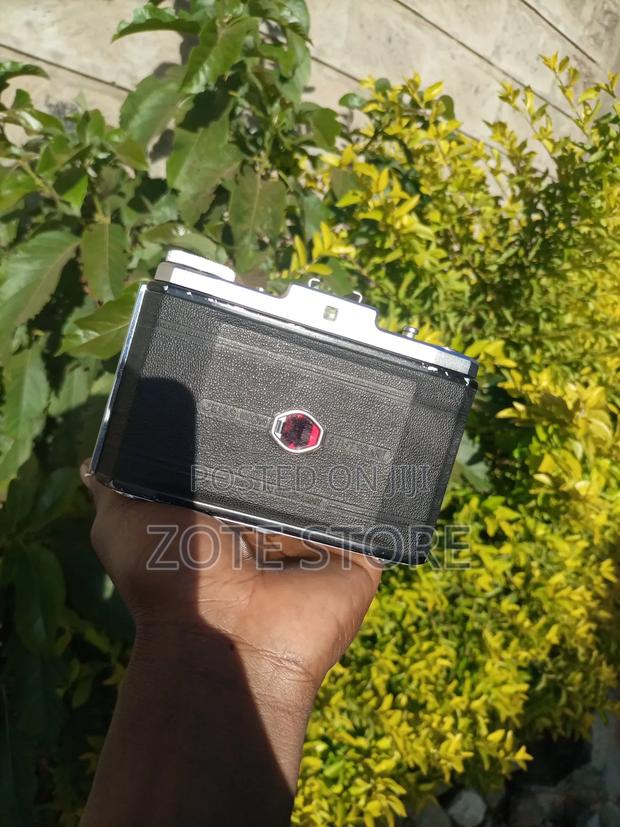 Vintage Camera - thumbnail 3