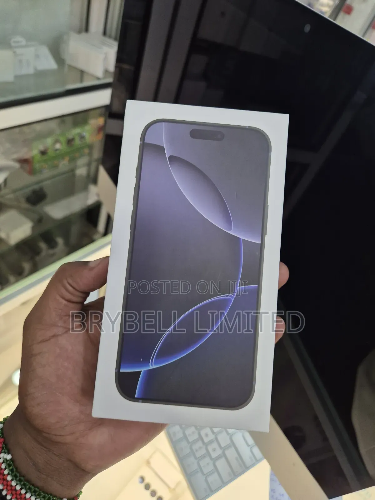 New Apple iPhone 16 Pro 256 GB Black