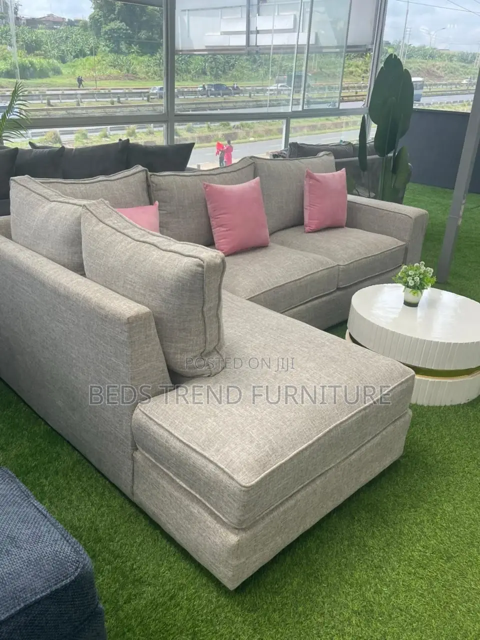 Pillowy Cushy 6 Seater L Seat
