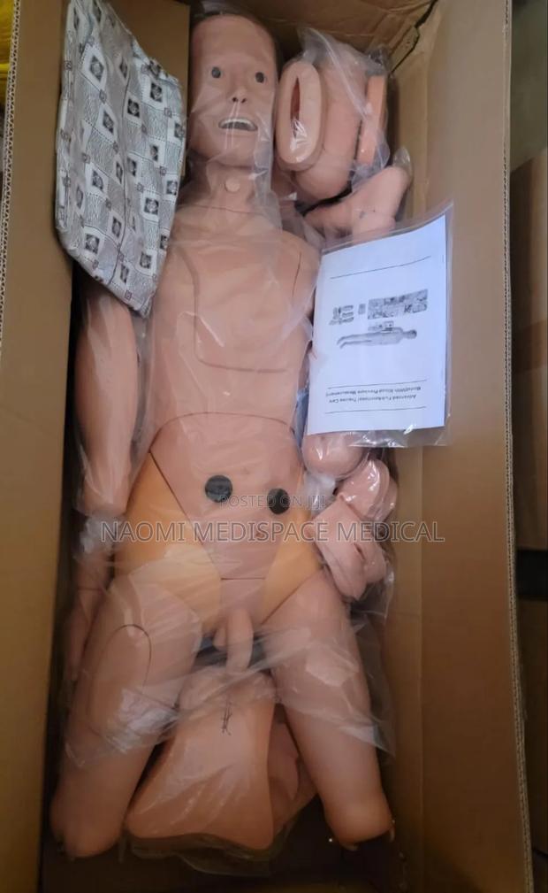 Advanced CPR Training Manikin With Comprehensive Care - thumbnail 4