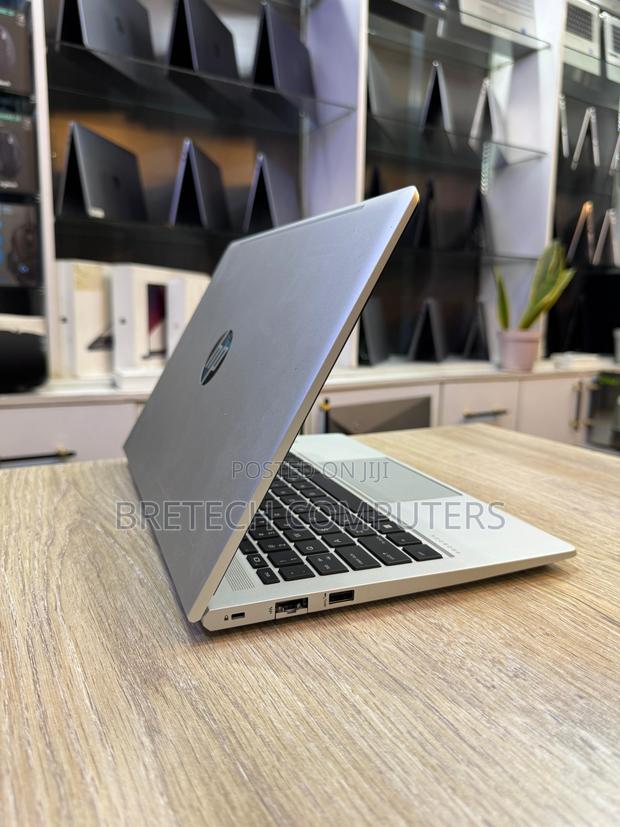 Laptop HP ProBook 440 G8 8GB Intel Core I5 SSD 512GB - thumbnail 3