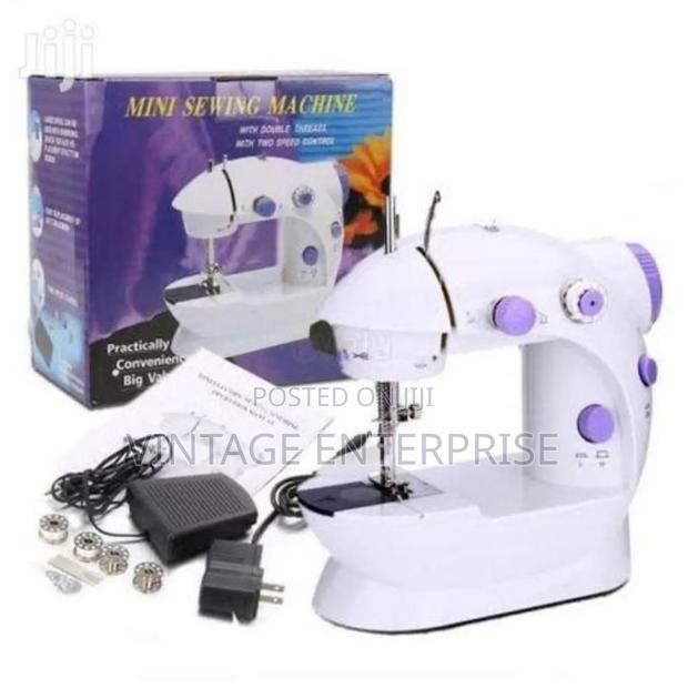 *Mini Electric Sewing Machine - main view