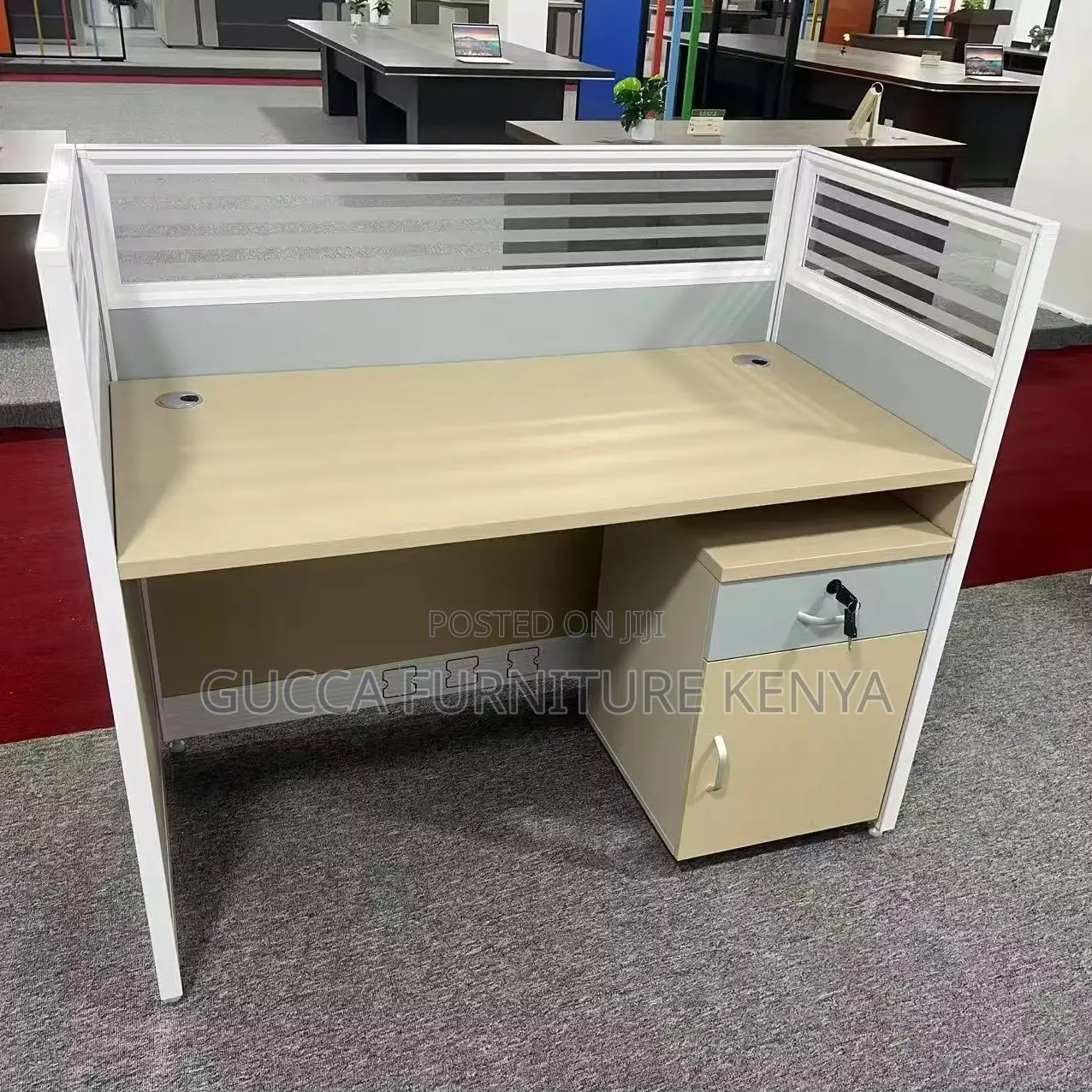1-seater Office Brown Modular Workstation