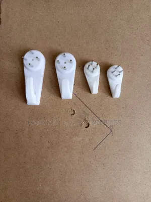 Picture Hanging Hooks Packet (250pcs)