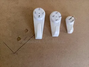 Picture Hanging Hooks Packet (250pcs)