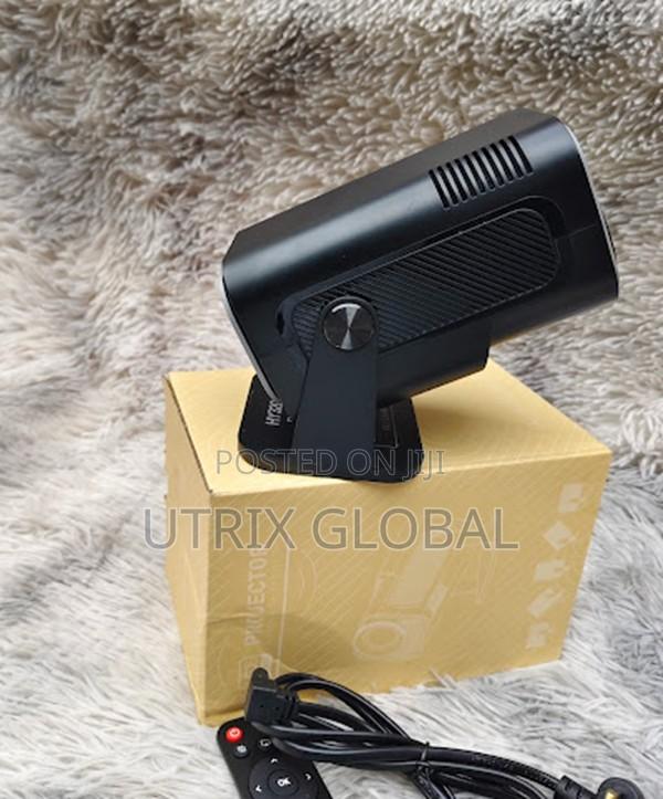 Hy320 Smart Projector For Home Use - main view