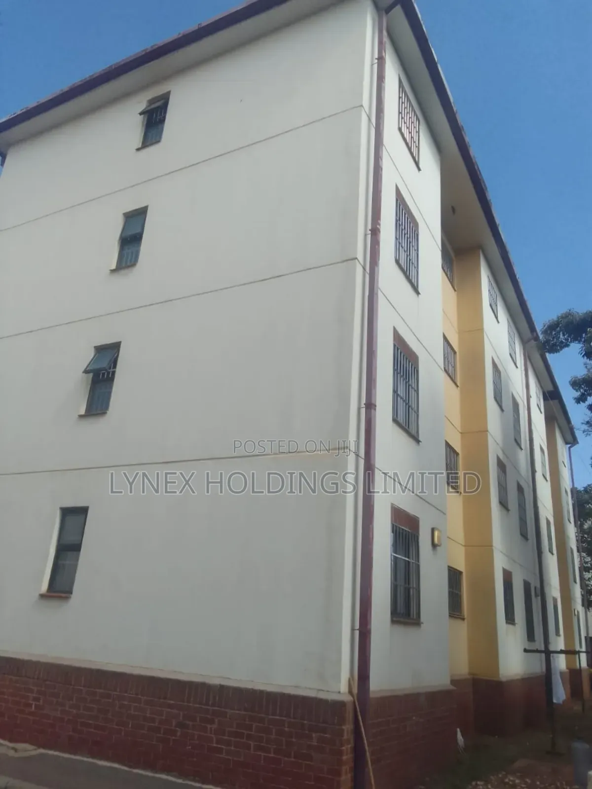 3bdrm Apartment in Nyayo Estate for sale