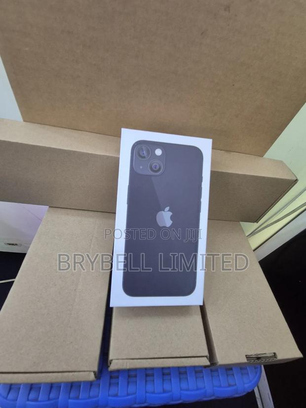New Apple iPhone 13 128 GB Black - thumbnail 3