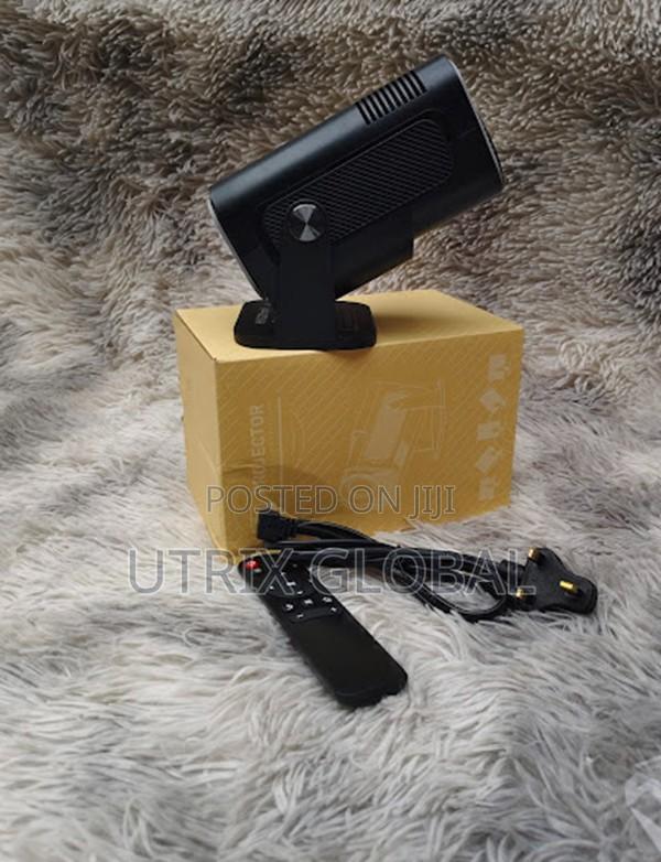 Hy320 Smart Projector For Home Use - thumbnail 2