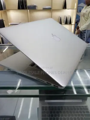 Laptop Apple MacBook Pro 2015 16GB Intel Core i7 SSD 512GB