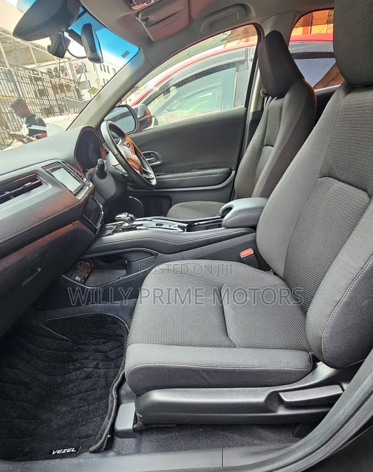 Honda Vezel 1.5 Hybrid 2WD 2019 Gray