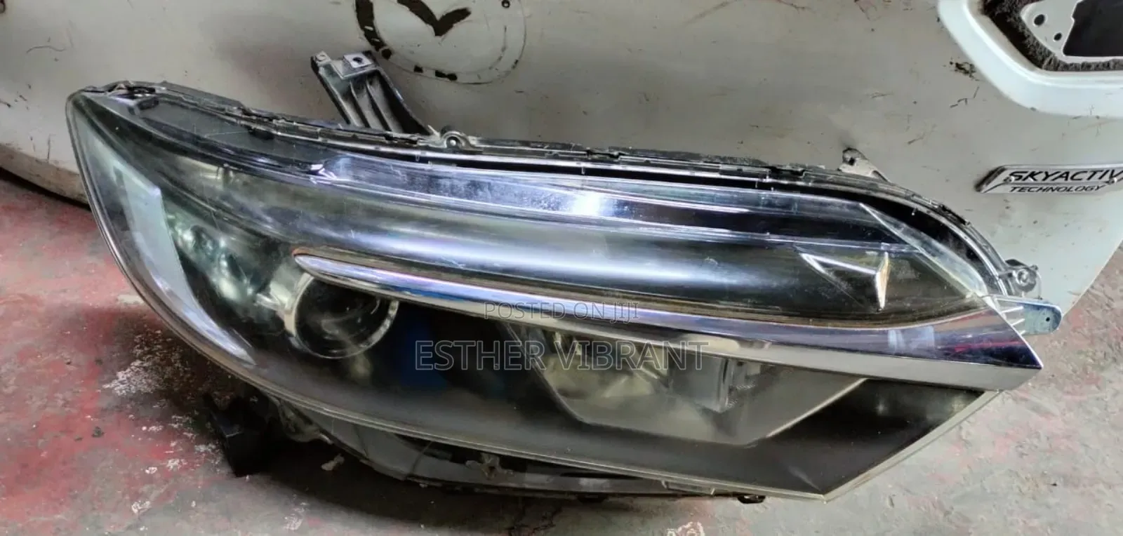 Honda Fit Shuttle 2015 Headlight