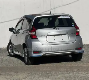 Nissan Note 1.2 Hybrid 2019 Silver