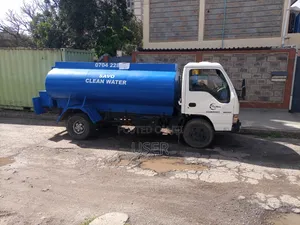 Isuzu 3.6cc Water Tanker
