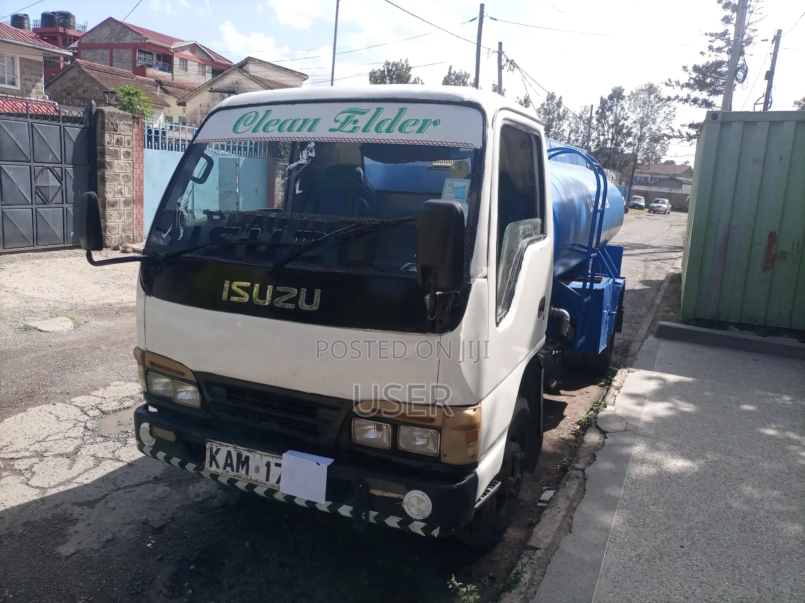 Isuzu 3.6cc Water Tanker