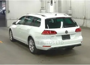 Volkswagen Golf 2019 Pearl