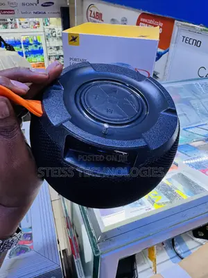 C15-X Portable Bt Speaker.