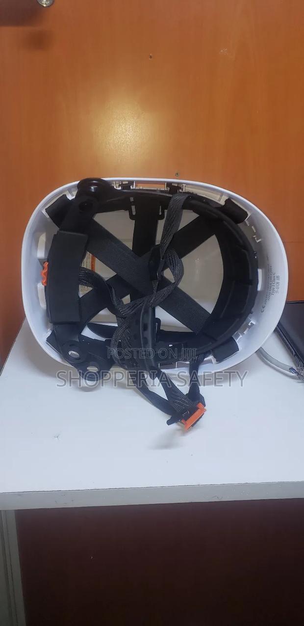Heavy-duty Safety Helmet - thumbnail 2