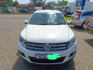 Volkswagen Tiguan 2012 White