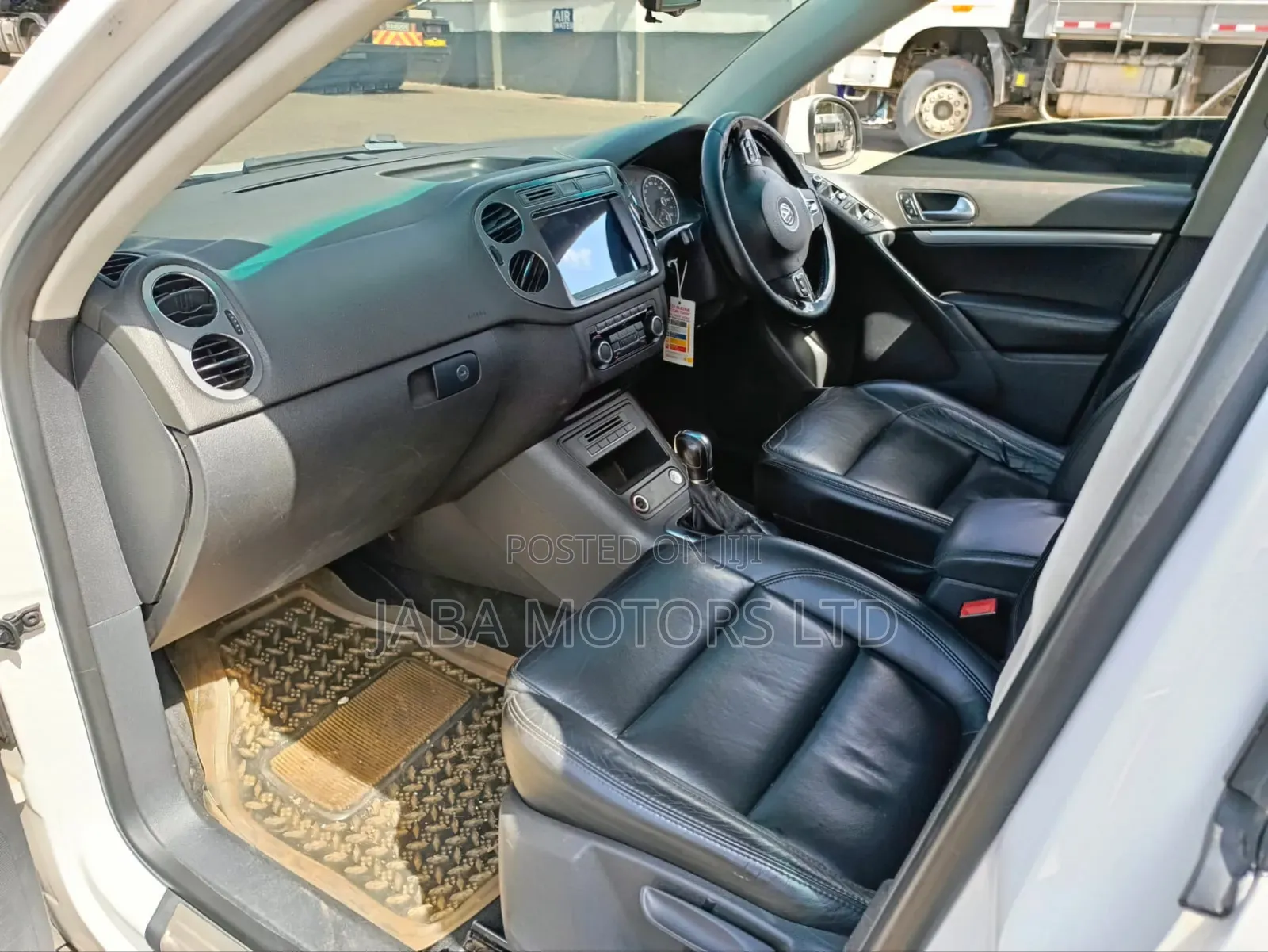 Volkswagen Tiguan 2012 White