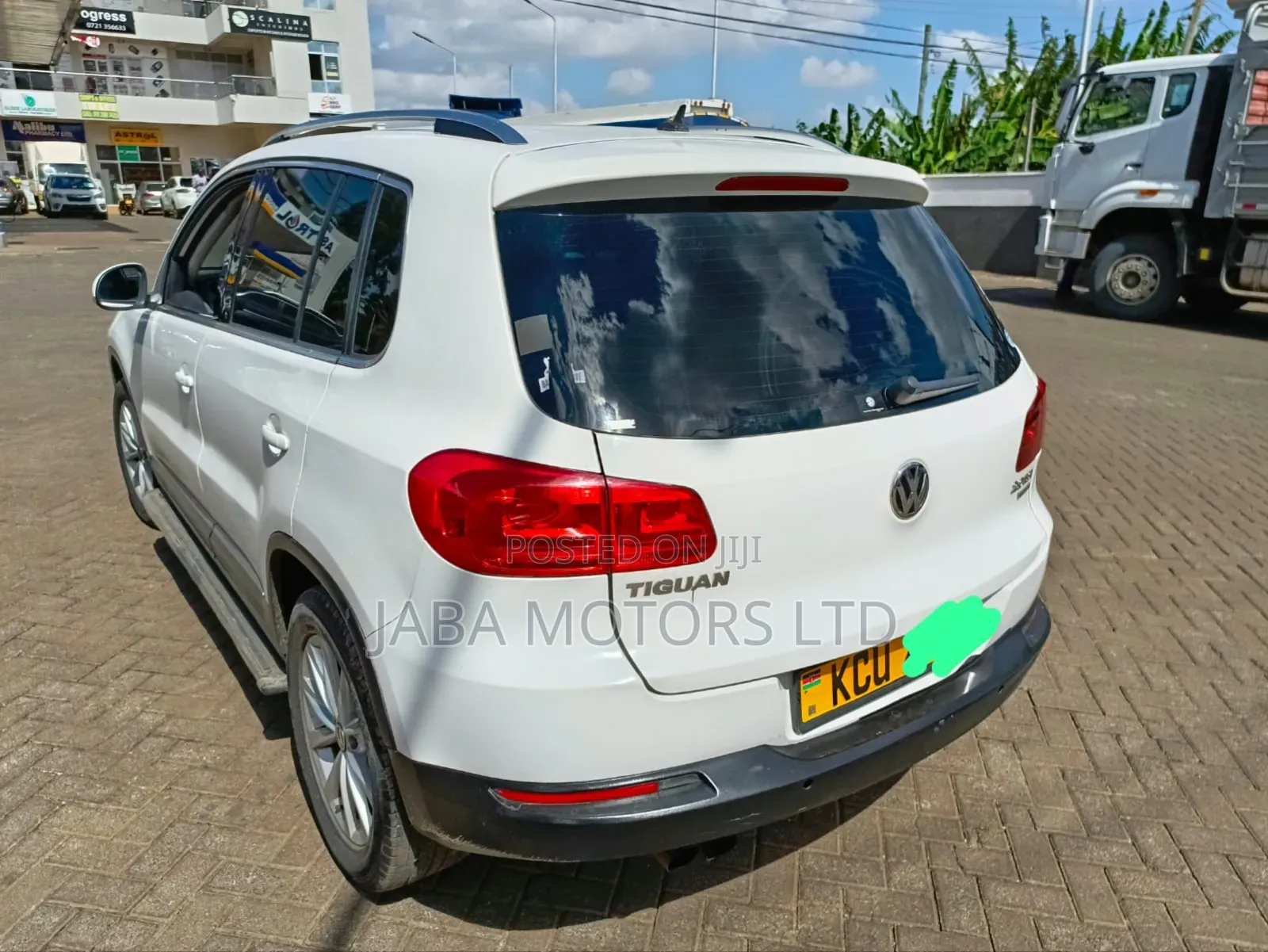 Volkswagen Tiguan 2012 White