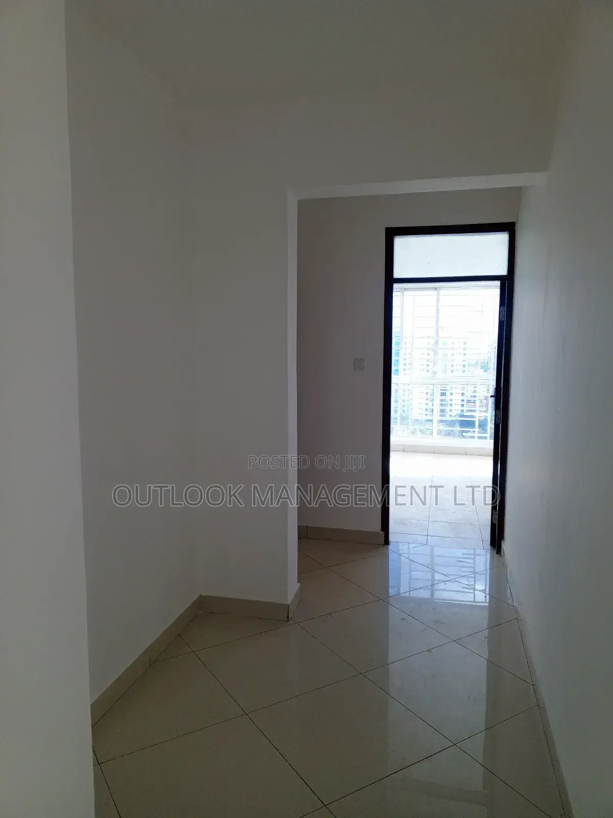 3 Bedroom Apartment Plus DSQ to Let in Kilimani
