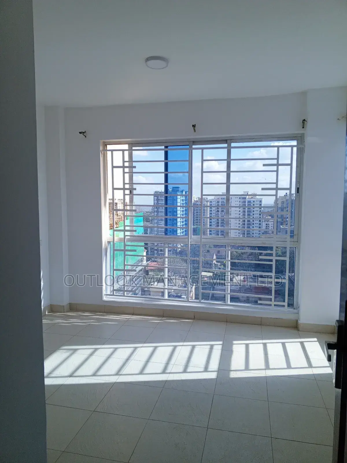 3 Bedroom Apartment Plus DSQ to Let in Kilimani