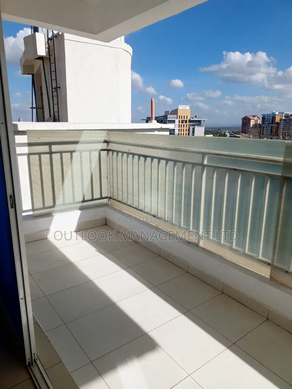 3 Bedroom Apartment Plus DSQ to Let in Kilimani