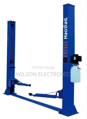 2 Post Hydraulic Car Lift. Hao Sail