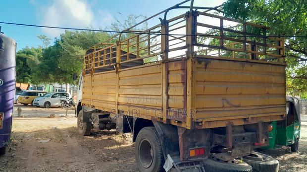 Mercedes-Benz Actros - thumbnail 4