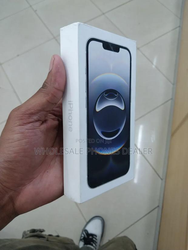 New Apple iPhone 16e 128 GB Silver - thumbnail 2