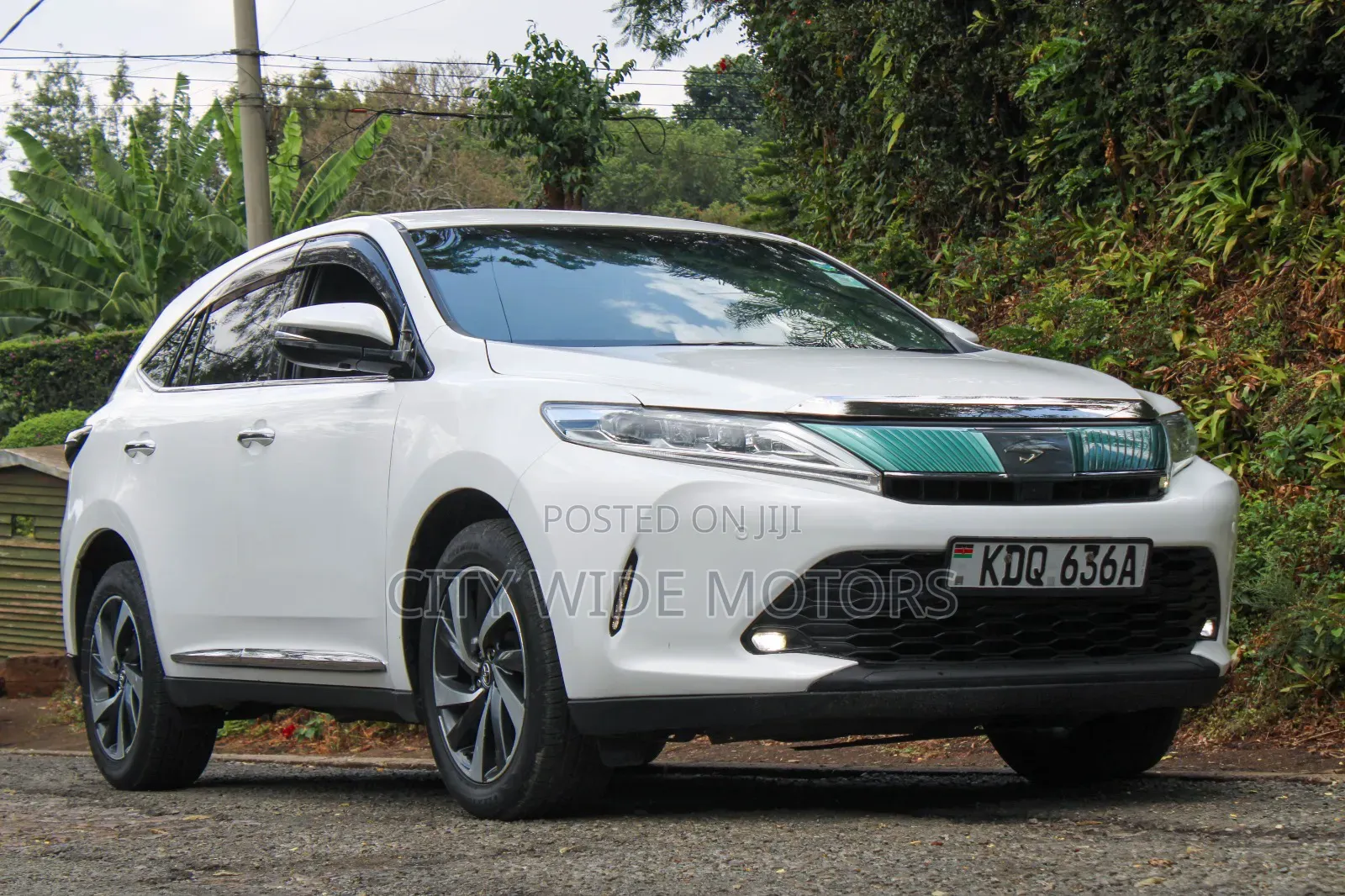 Toyota Harrier 2.0 Turbo 4WD 2018 White