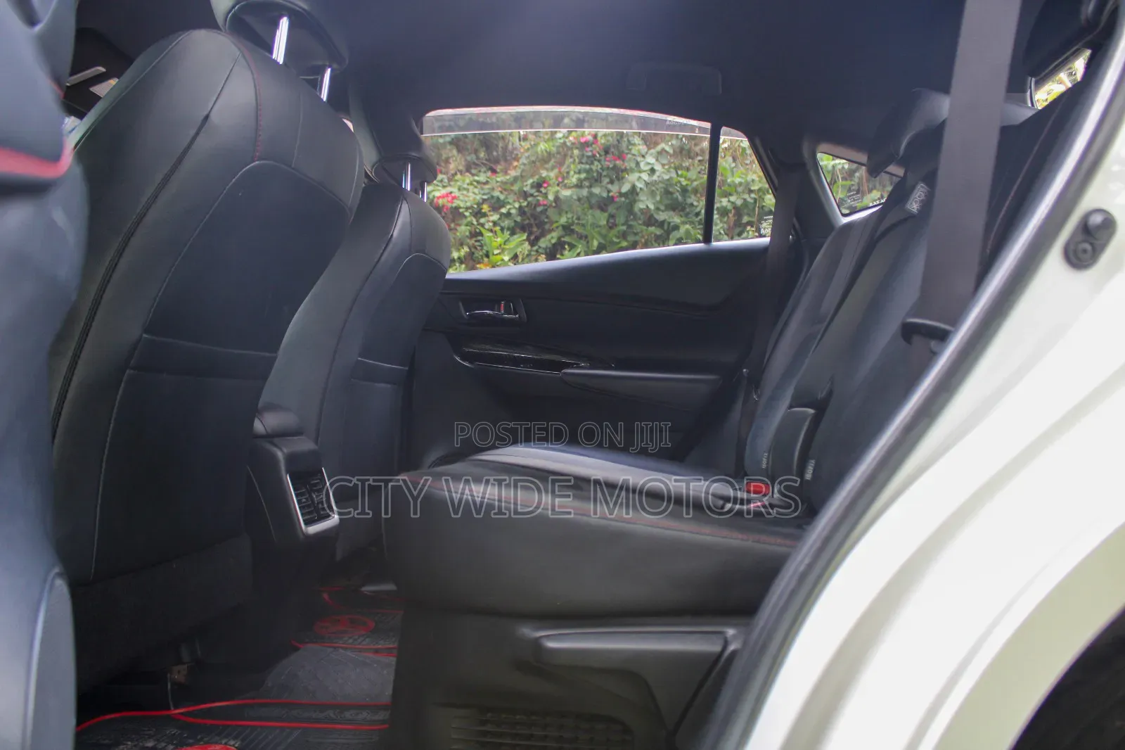 Toyota Harrier 2.0 Turbo 4WD 2018 White